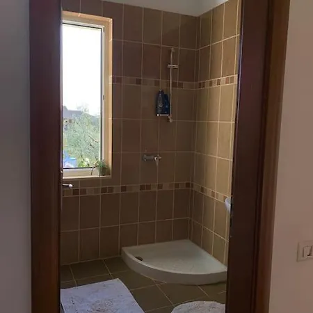 Natalia's House Surrel فيلة تيرانا